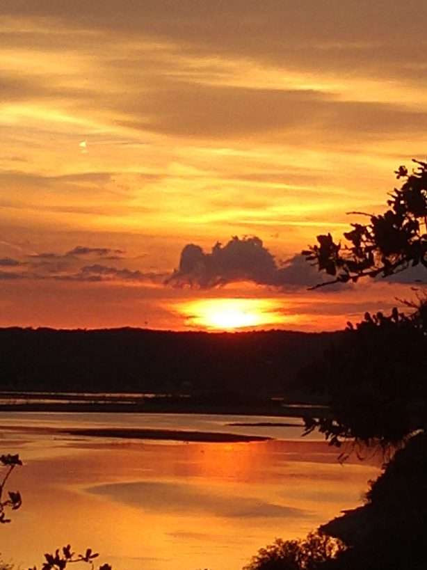 Nature Retreat Rainbow Hearth Sanctuary and Retreat near Burnet TX